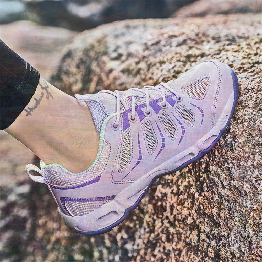 Sumer Round Tip Silver Sneaker - Home Office For Two 评论和价格